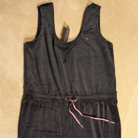 NWT Women's Tommy Hilfiger Velvet Sleeveless Tie Waist Black Jumpsuit/Sz:L - Picture 5 of 11